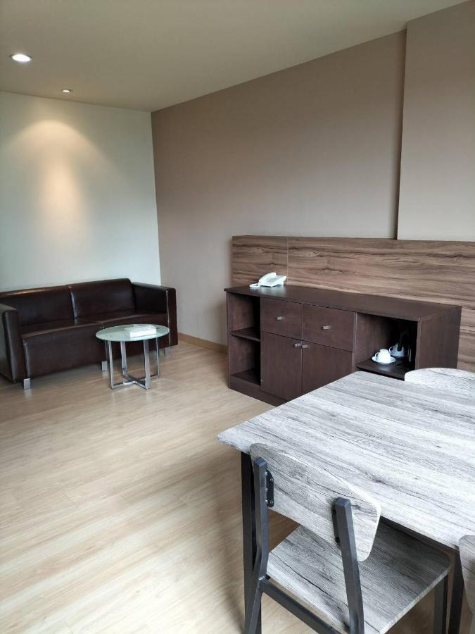 צ'ון בורי Vc Residence - Chon Buri מראה חיצוני תמונה